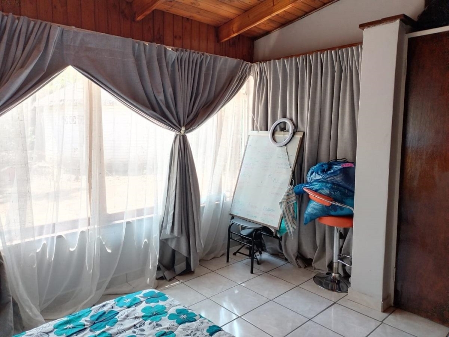 5 Bedroom Property for Sale in Sasolburg Free State